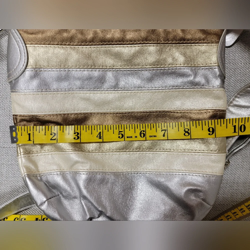 DFusion - Crossbody - Picture 4 of 7